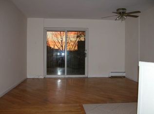 2 Accomando Pl, Cliffside Park, NJ 07010