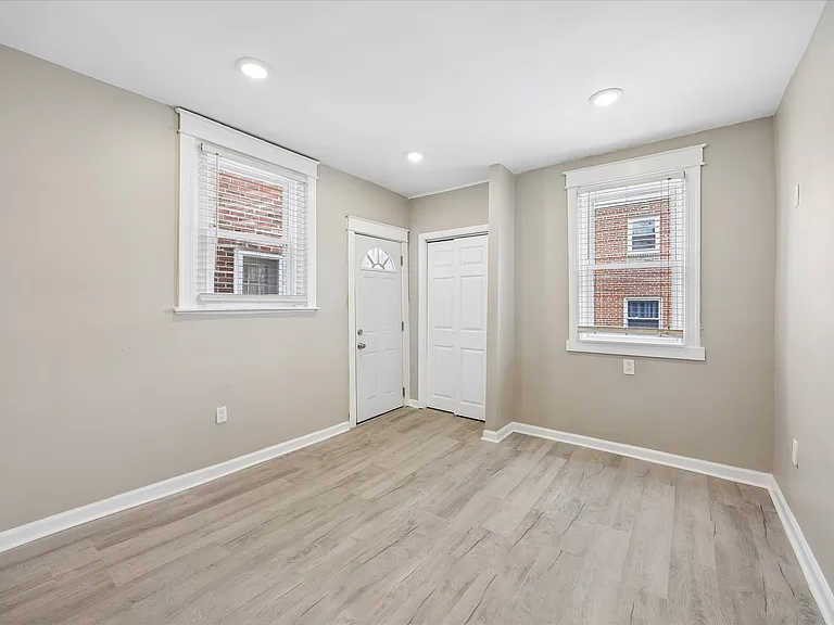 1117 Rosalie St — Photo 17