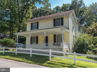 270 Valley View Rd, Berwyn, PA 19312