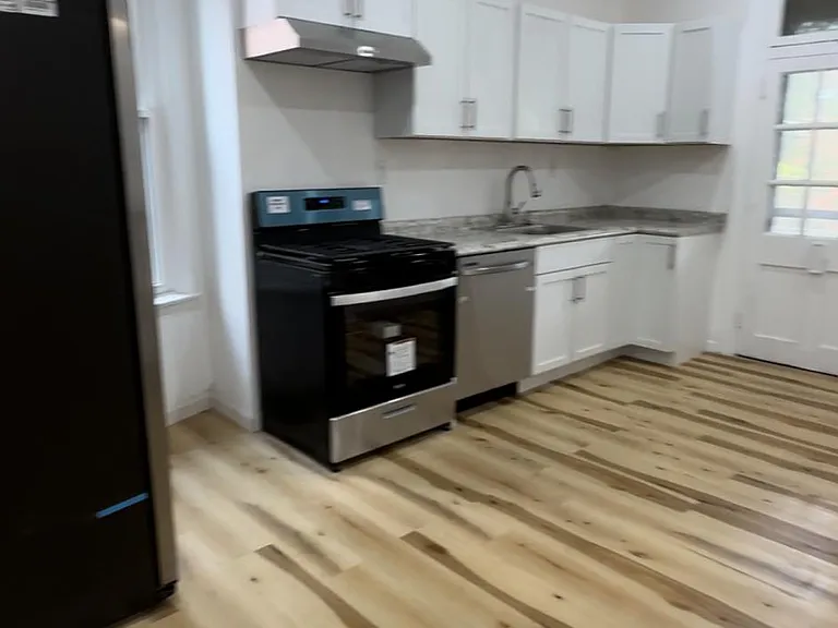 5649 Woodmont St #4 — Photo 4