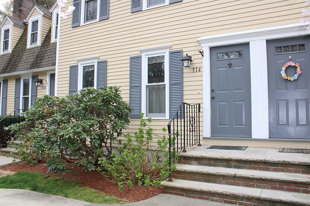 314 Wellman Ave 314, North Chelmsford, MA 01863 Zillow