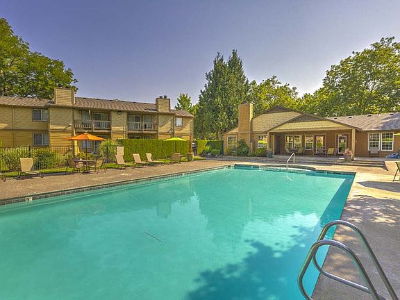 5th image of 2220 NE Bridgecreek Ave #G58