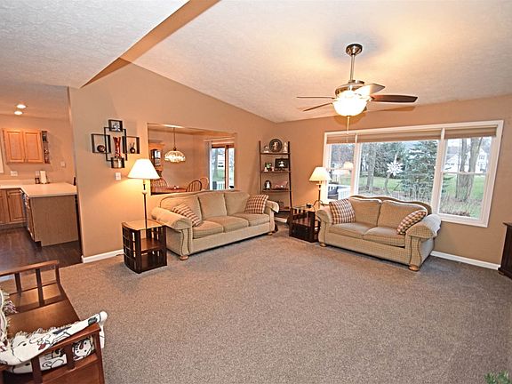 2nd image of 11156 Golden Pheasant Dr