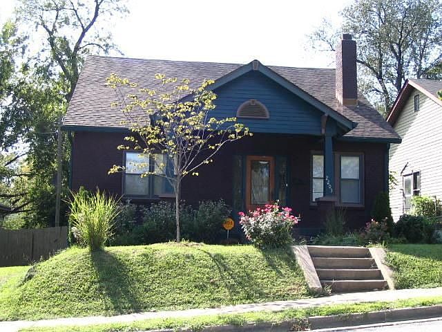 Lovingly Renovated 1930's Craftsman Brick Bungalow in Historic Woodland in Wav