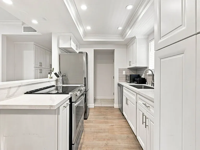 1517 E Garfield Ave #84 — Photo 4