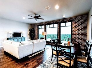 2981 Crest Ridge Dr #10, Tyler, TX 75707