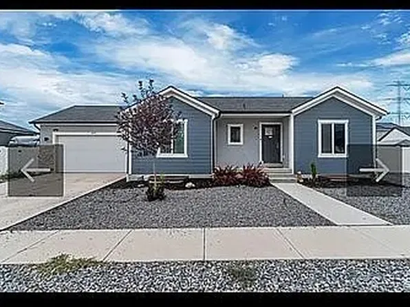 2415 E Boxwood Ln, Eagle Mountain, UT 84005