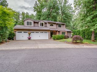 5670 Charles Cir, Lake Oswego, OR 97035
