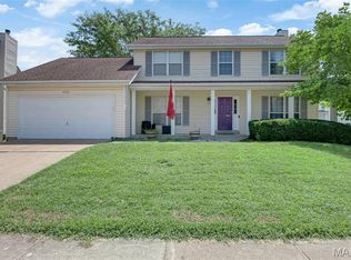 2910 Willow Mound Ln, Florissant, MO 63031