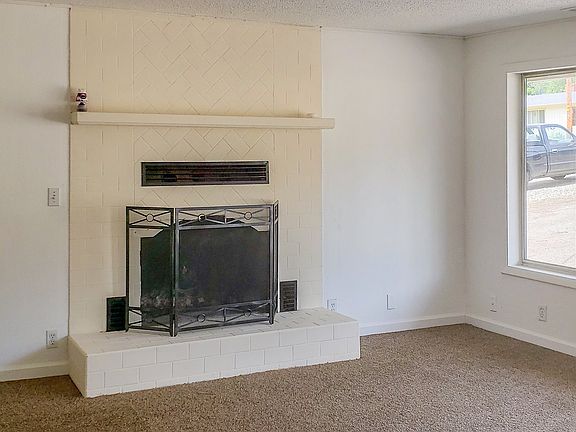 5th image of 1221 NE Newton Creek Dr