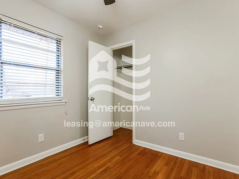 1393695_010_wm_-_bedroom_13534178.jpg