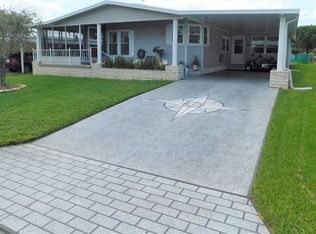 5613 Mandan St, Zephyrhills, FL 33542