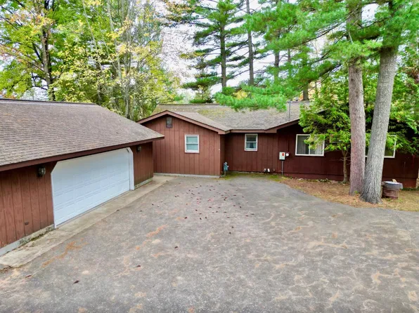 4861 Sherburn Rd, Eagle River, WI 54521