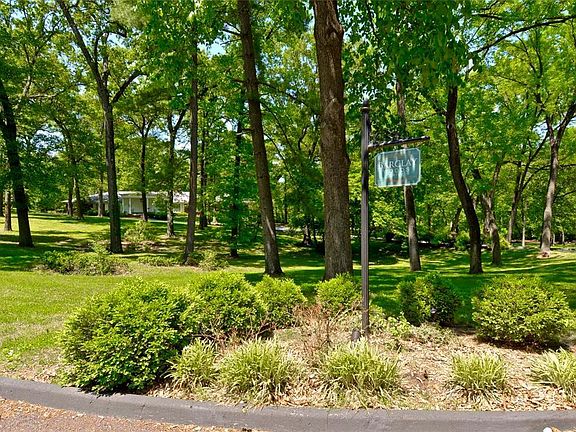 5th image of 1 Barclay Woods