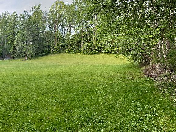 View toward Stonebrook Dr.