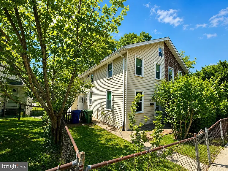3632 Ash St — Photo 1