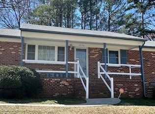 2930 Delfin Rd, Midlothian, VA 23112