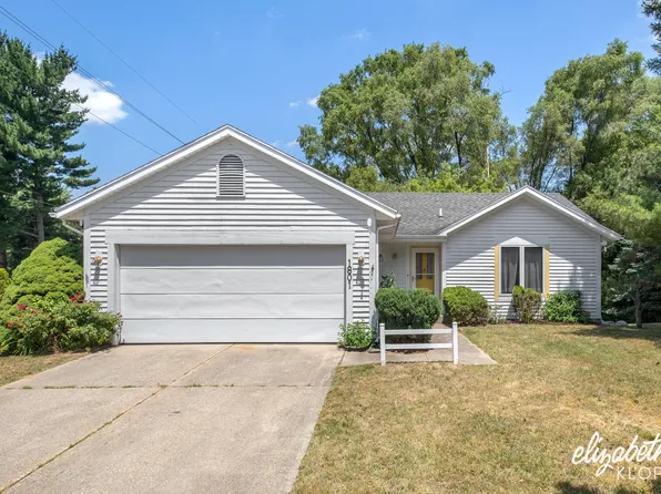 1801 Timberlane Ln NE, Grand Rapids, MI 49505