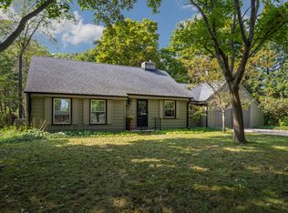 3926 Pinehill Blvd, Mount Pleasant, WI 53403