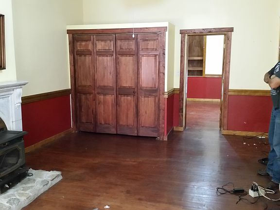 4th image of 128 S Miami Ave