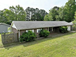 2702 Griffith Dr, Mena, AR 71953