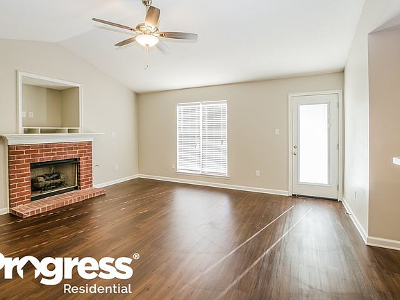 5th image of 10839 Oak Leaf Dr
