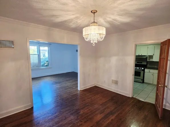 339 Ranee Ave, Toronto, ON M6A 1N9