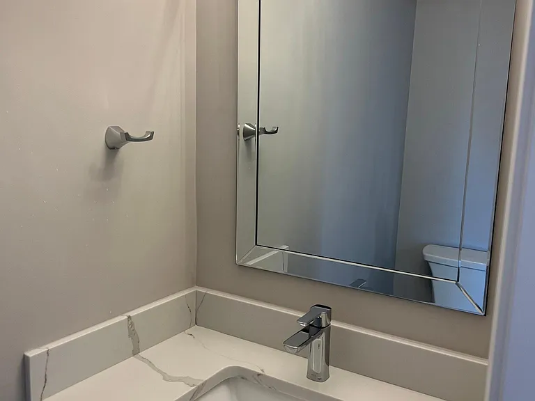 Woodbridge Ln — Photo 15