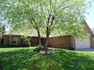 1405 Reveille Dr, Ponca City, OK 74604