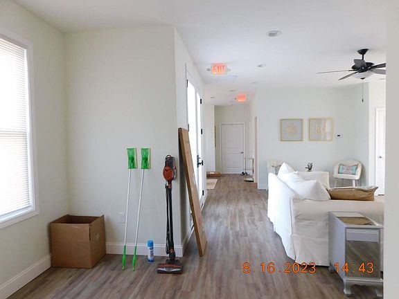 3rd image of 203 S 17th St #203-1