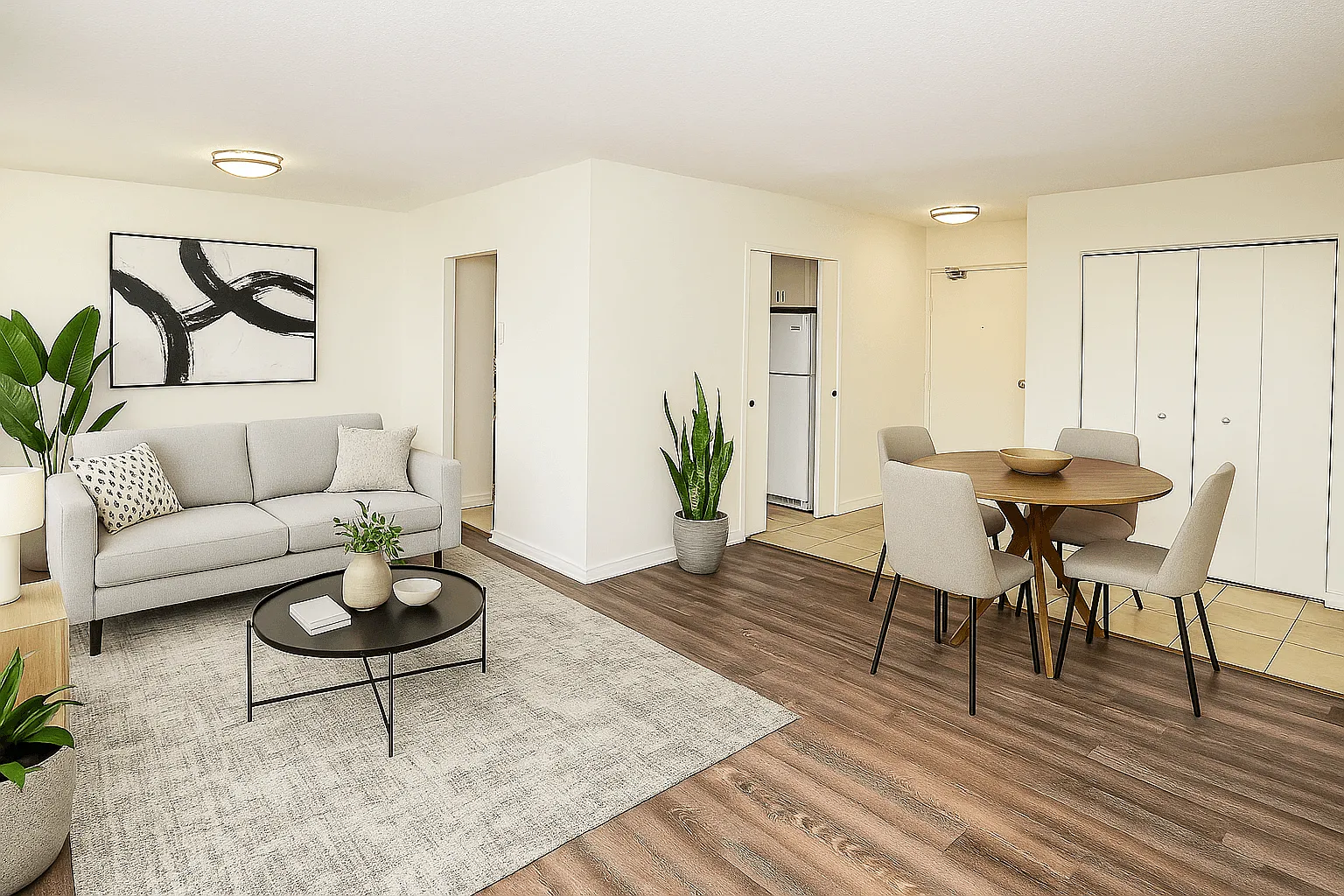 Alexandrian Apartments — Photo 1