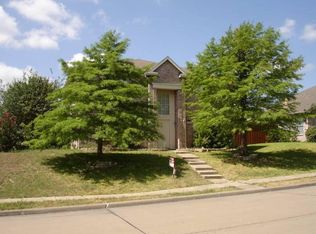 2804 Granite Ave, Sachse, TX 75048