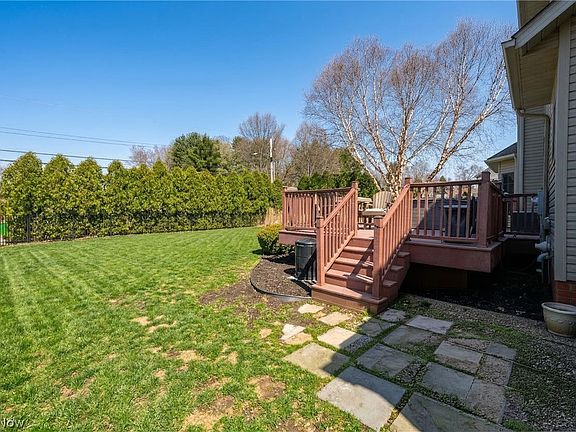 5th image of 806 Forrest Ridge Dr