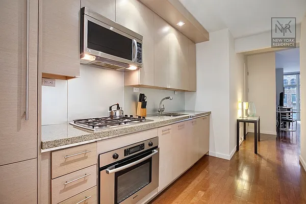 Rented by Corcoran | media 6