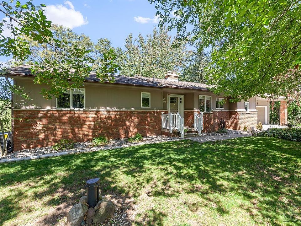 1st image of 242 Swan Lake Dr