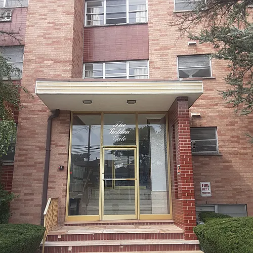 479 Broad Ave #C6 Photo 1 479 Broad Ave #C6 Photo 1