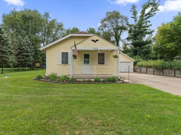 19444 Greenacre St, South Bend, IN 46637