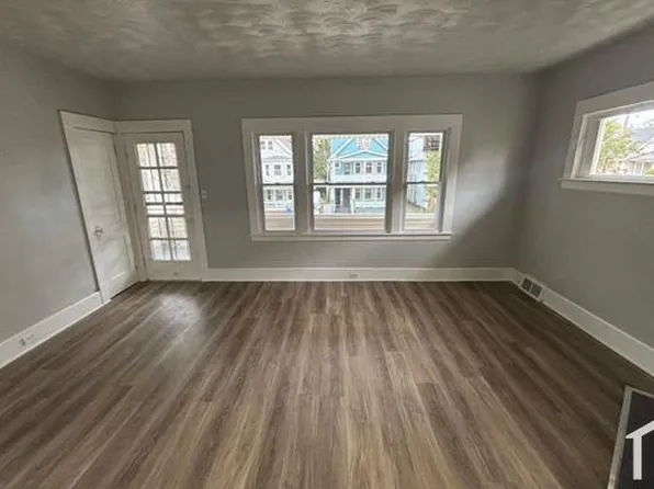 739 E 117th St, Cleveland, OH