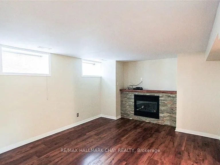 115 Collier St #LOWER LEVEL — Photo 10
