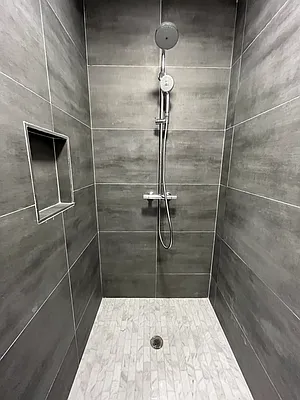 Rented by Dallien Realty Limited Liability Company | media 22