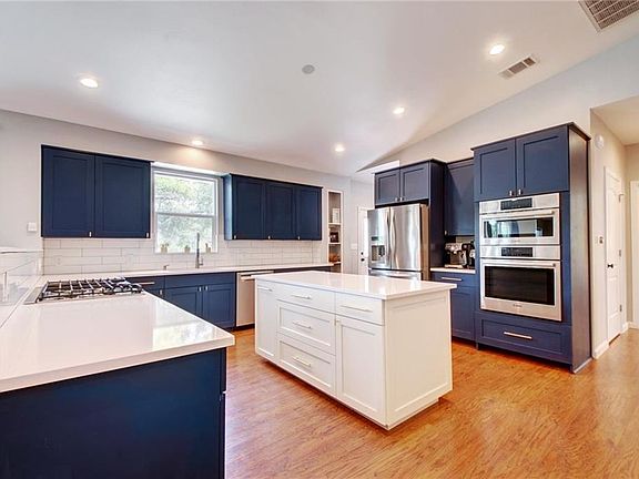2nd image of 2604 N Shields Dr