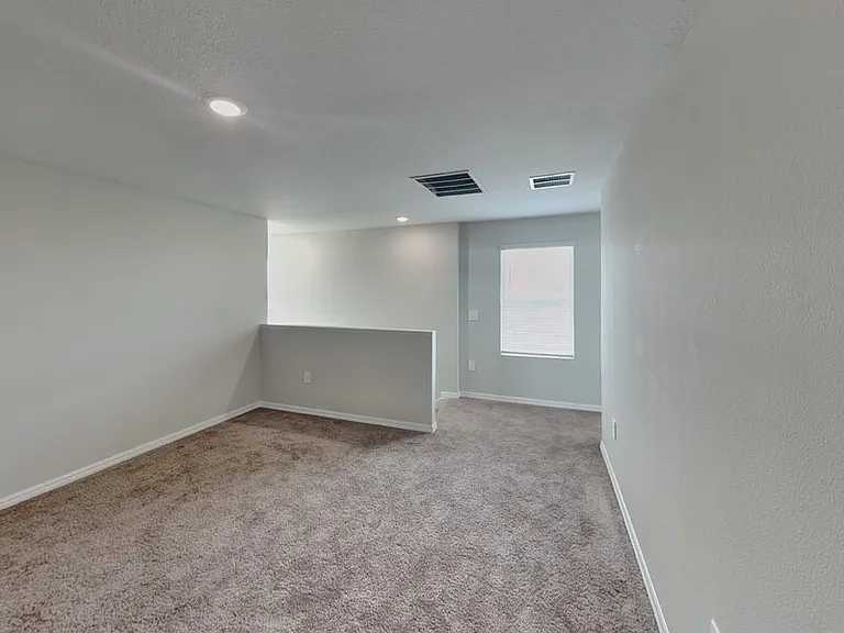 4075 Gardenia Ave — Photo 23