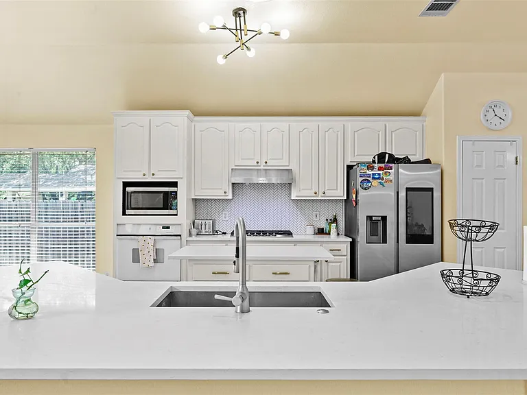6006 Barletta Dr — Photo 6