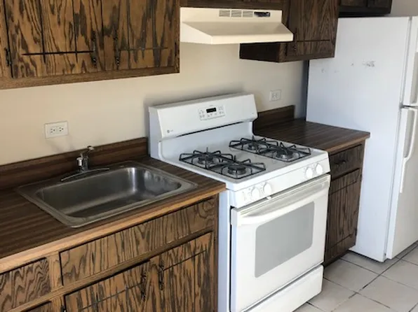 5617 W Wellington Ave #3W, Chicago, IL 60634