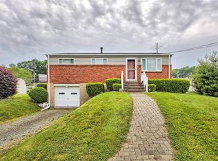 519 New Market Dr, Greensburg, PA 15601