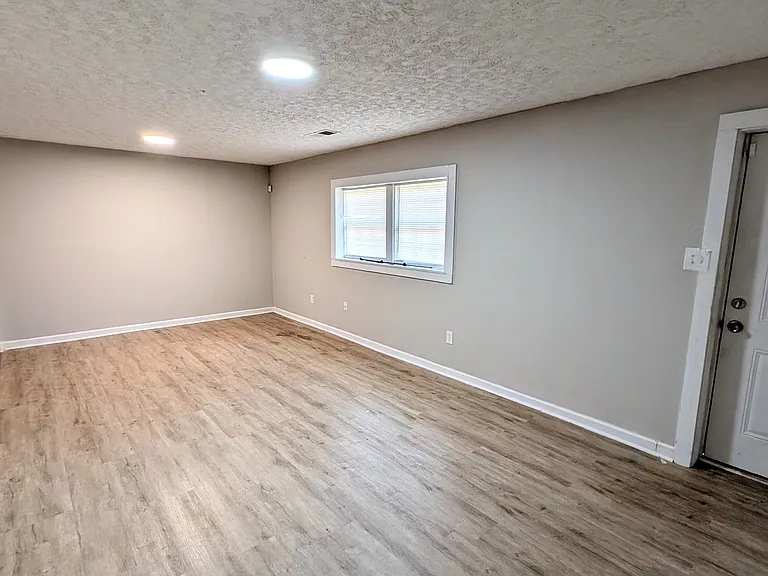 2924 Springside Pl SE — Photo 3