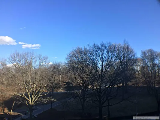 Rented by Sovereign Associates | media 48