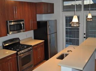 2320 Sterling Blvd, Englewood, NJ 07631
