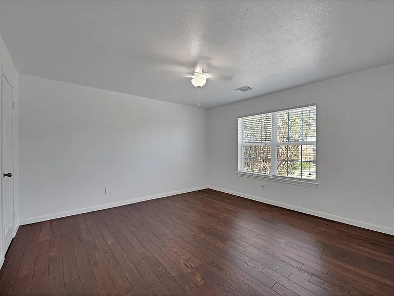4422 Warwick Dr — Photo 20
