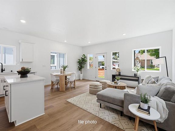 5th image of 5397 N Lincoln St #5399